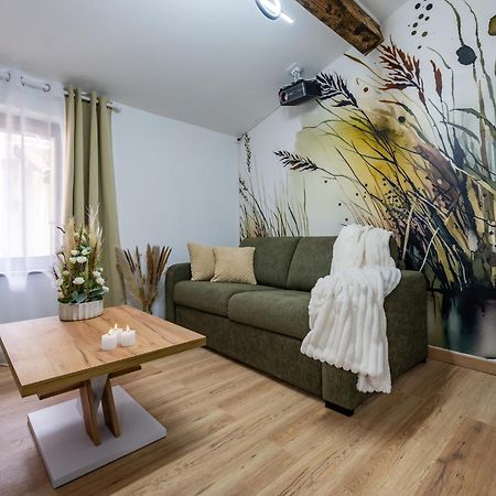 La Petite Rosee - Vienna Authentica Виен Екстериор снимка